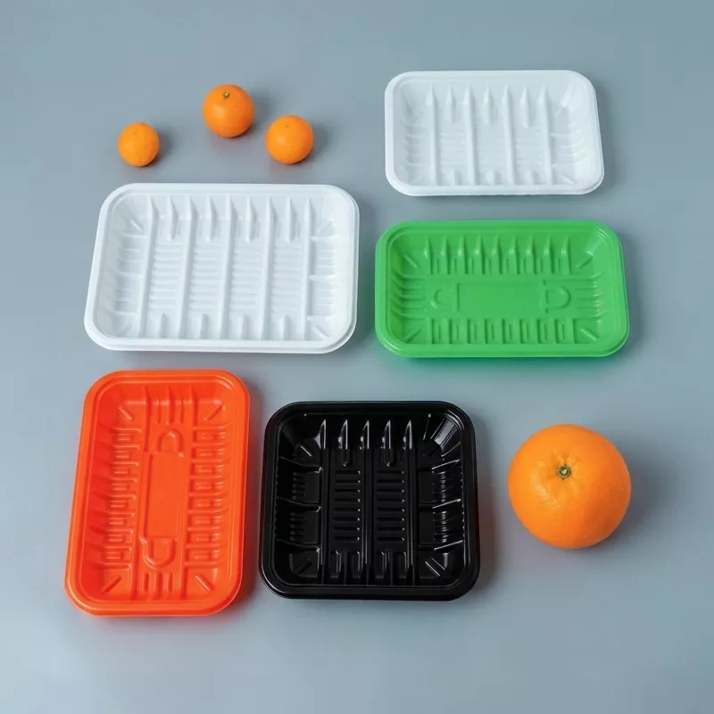 Farvet termoplastbakke